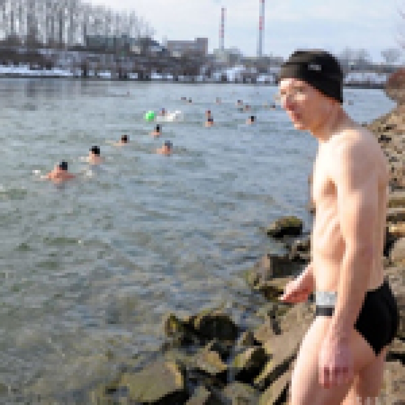 Pozvánka na plávanie otužilcov