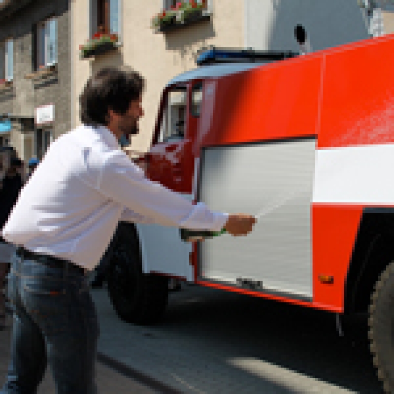 Slávnostné odovzdanie vozidla Tatra T-148 pre DHZ