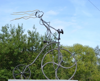 Kolesá radosti slávnostne otvorili novú cyklotrasu