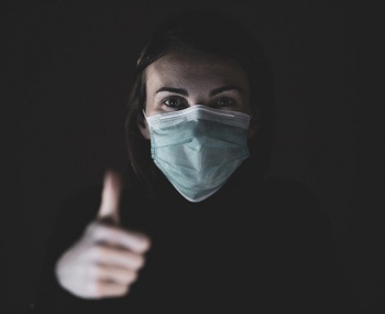 Pomoc pre živnostníkov a zamestnancov, ktorým poklesli tržby