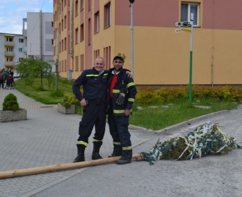Máj, máj, máj zelený, na konci mesiaca je už zvalený