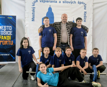 Vzpierači z Krásna opäť dominovali: po 2. kole vedú súťaž